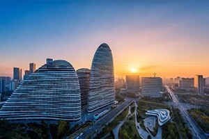 今天，致敬改革開放，致敬我們共同奮斗的四十年